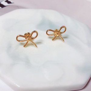 Kate Spade Small And Cute Bow Earrings